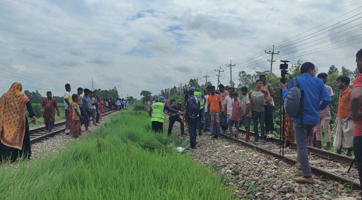 নরসিংদীতে চিটাগাং মেইলে কাটা পড়ে ৫ জনের মৃত্যু